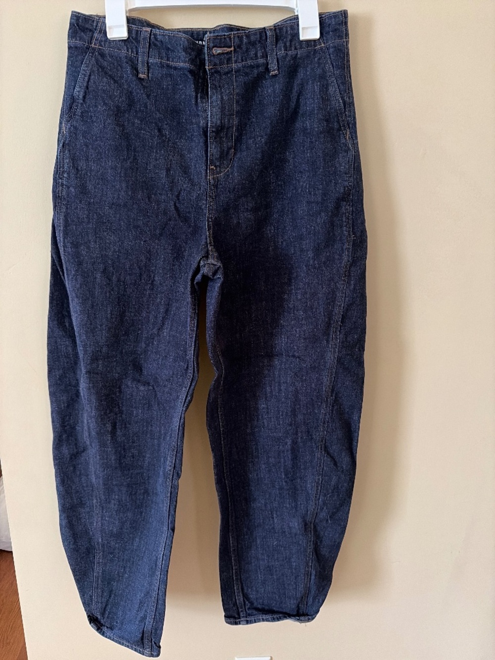 High rise barrel jeans
